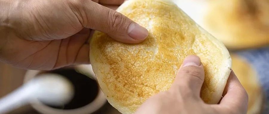 奶香濃郁，軟軟糯糯，簡單 步，一個平底鍋就能輕松搞定