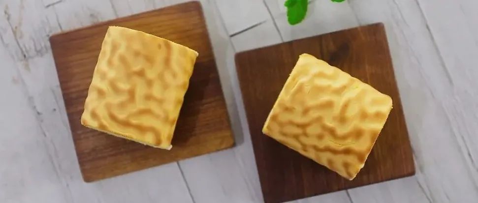 做這么漂亮的“虎皮”蛋糕卷，心情會(huì)變好哦