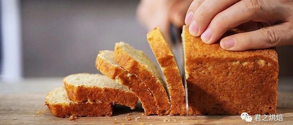簡單又香氣撲鼻的香蕉蛋糕！ | 視頻+圖文
