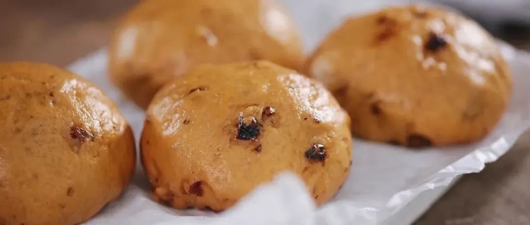 今晚一起來(lái)做紅糖大饅頭吧！