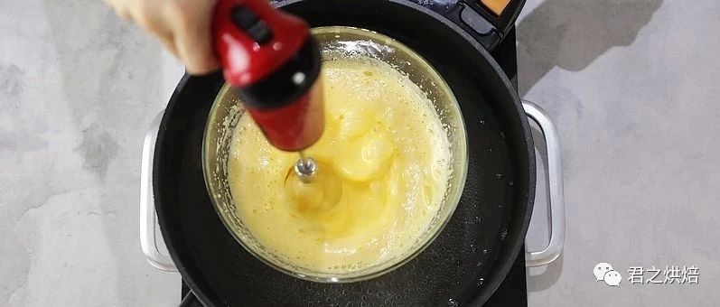“這個(gè)食譜里的雞蛋好像是生的啊？能吃嗎？”