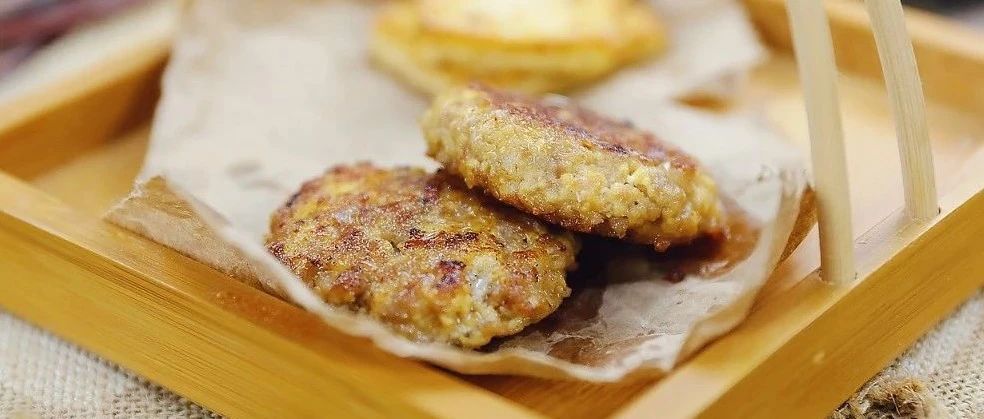 簡(jiǎn)單做了點(diǎn)肉餅，可是好好吃啊