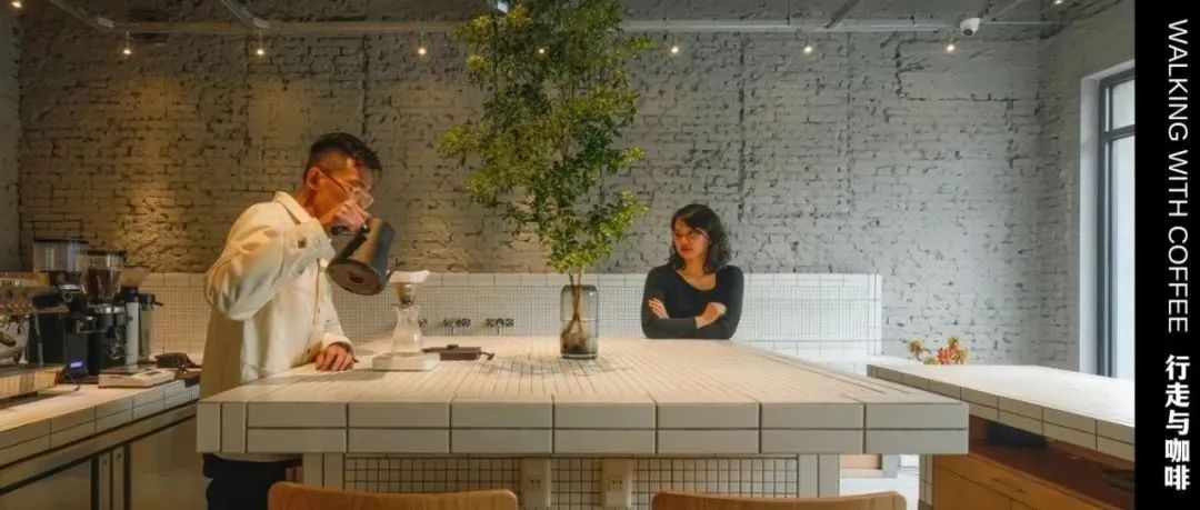 終于跟男友一起開了理想的咖啡店，把生活過(guò)成喜歡的樣子